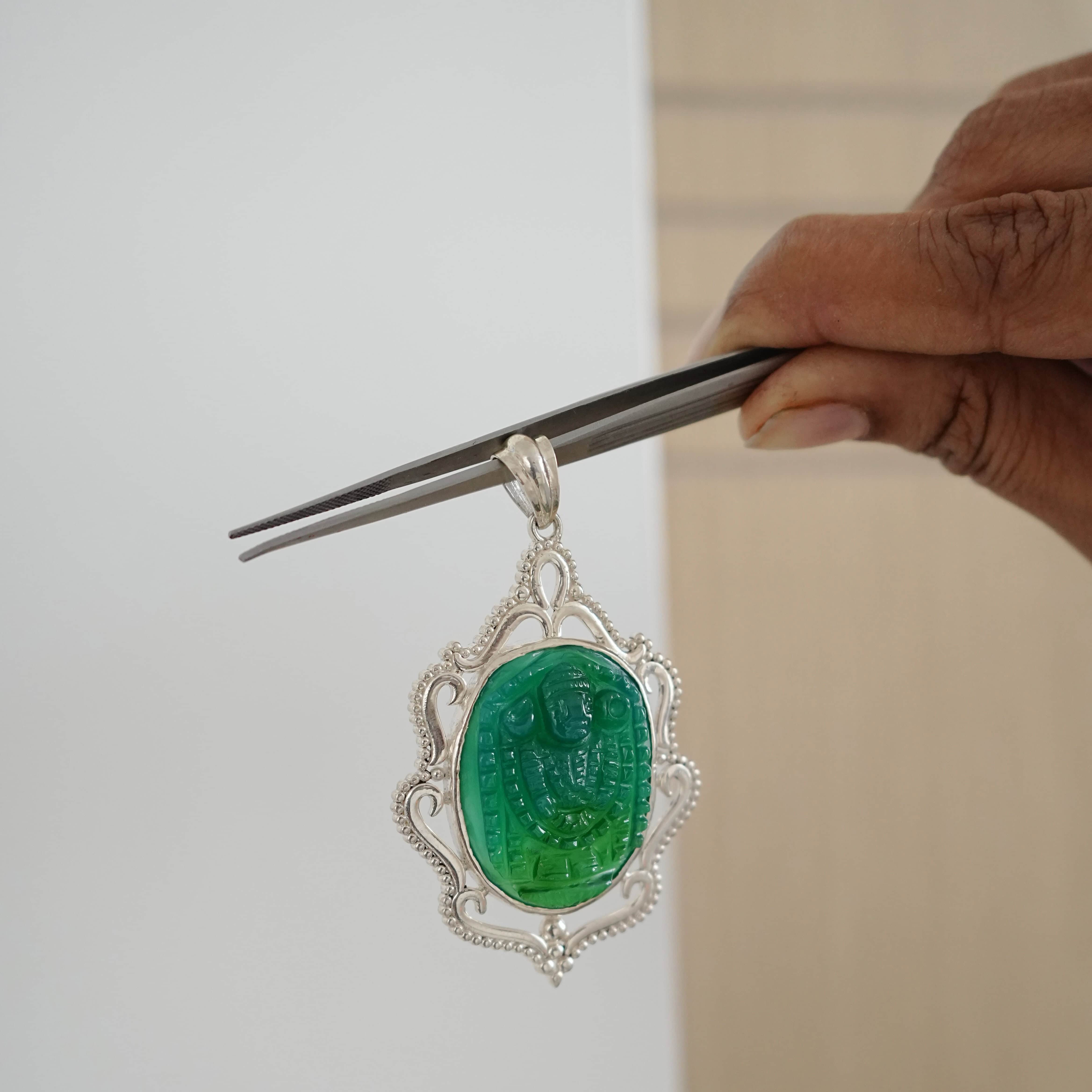 Natural Onyx Gemstone Pendant – Handcrafted Spiritual Jewelry