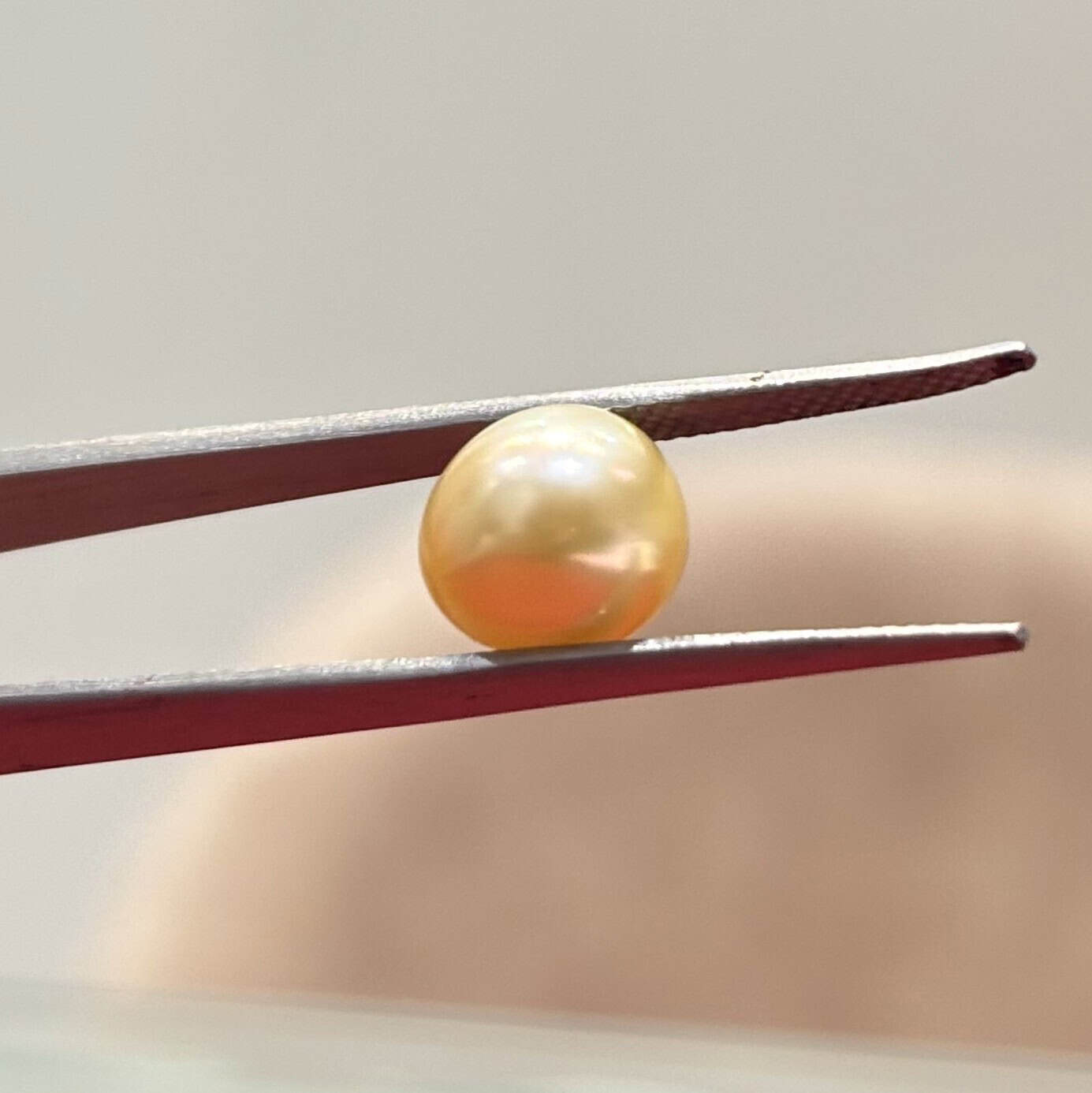 Golden Pearl (Moti) 4.95 Carat – GSI Certified Gemstone